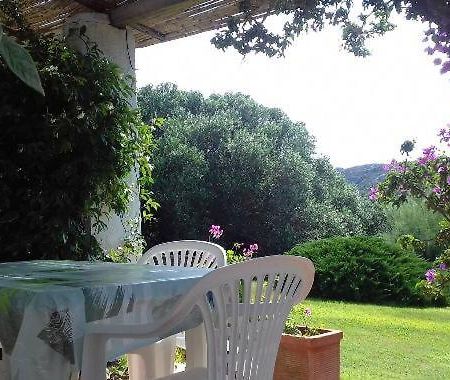 Отель Agriturismo La Valletta Санта-Тереза-Галлура Экстерьер фото